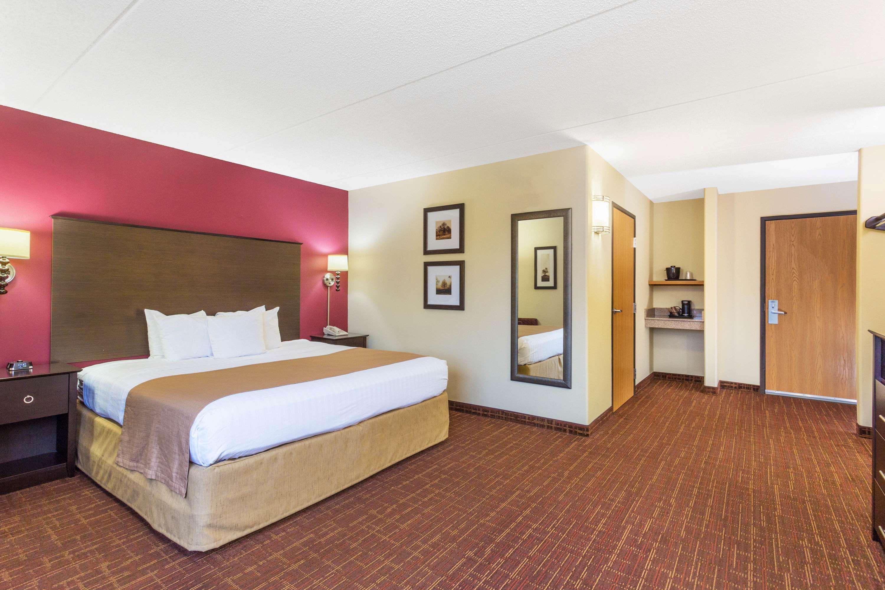 Americinn By Wyndham Madison South Buitenkant foto